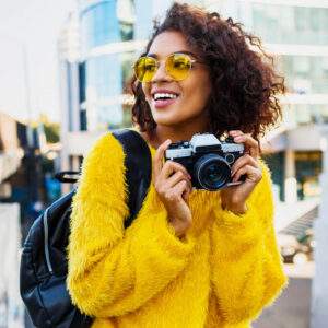 Read more about the article Exploring the World of Street Photography: Techniques and Tips