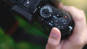 Read more about the article Beginner Camera Settings Explained (ISO, Shutter, Aperture)