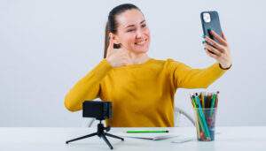 Read more about the article Starting Photography in 2026: Can a Beginner with a Phone Camera Become a Professional?