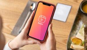 Read more about the article How Beginners Can Create Professional Instagram Reels in 2026 Without Expensive Equipment