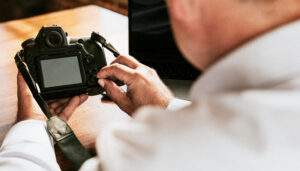 Read more about the article How to Use Manual Mode Confidently: A Beginner’s Step-by-Step Guide