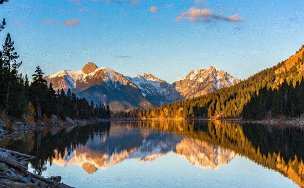 You are currently viewing How to Shoot Reflections in Photography: Water, Mirrors & Glass Techniques